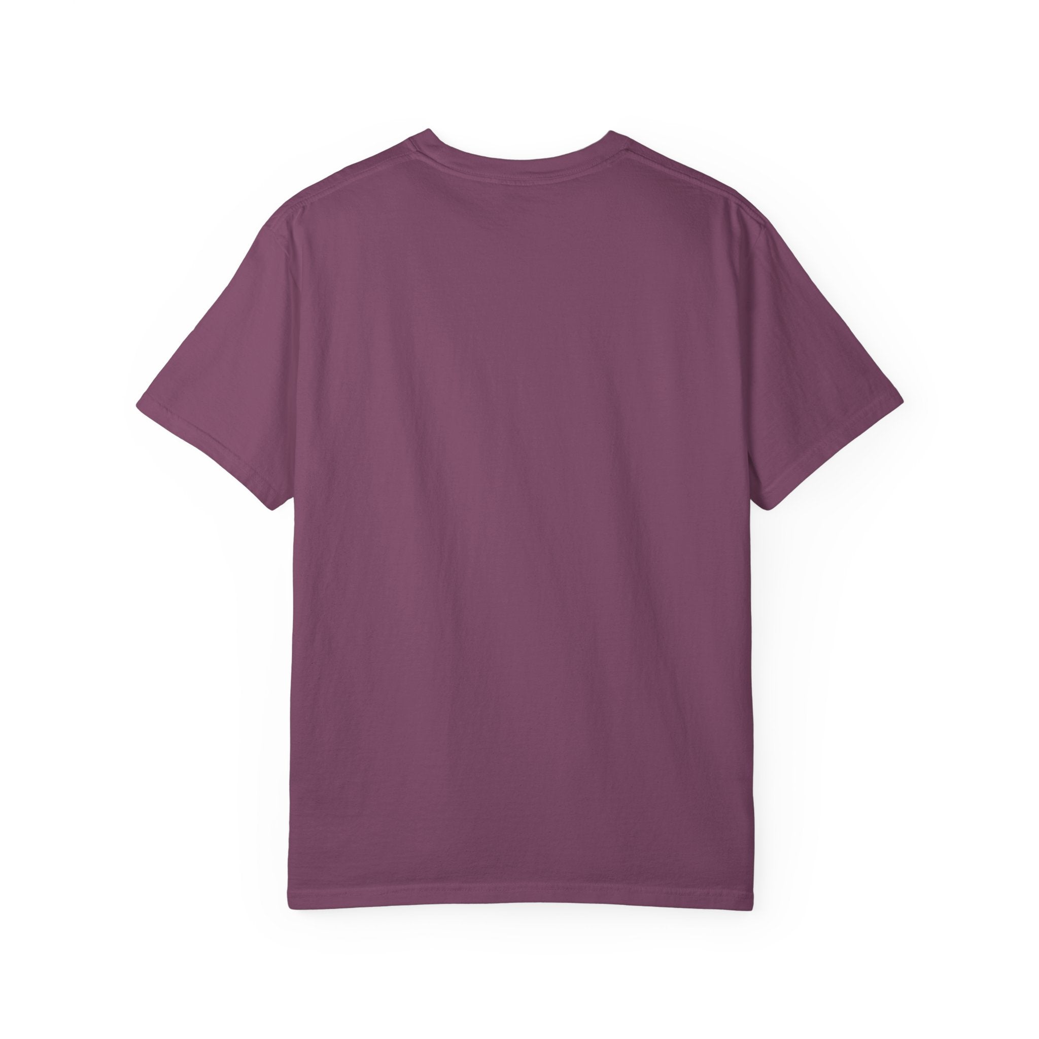 Petty Cat Vintage Tee — Retro Colorful Cat Graphic T-Shirt (Front design)